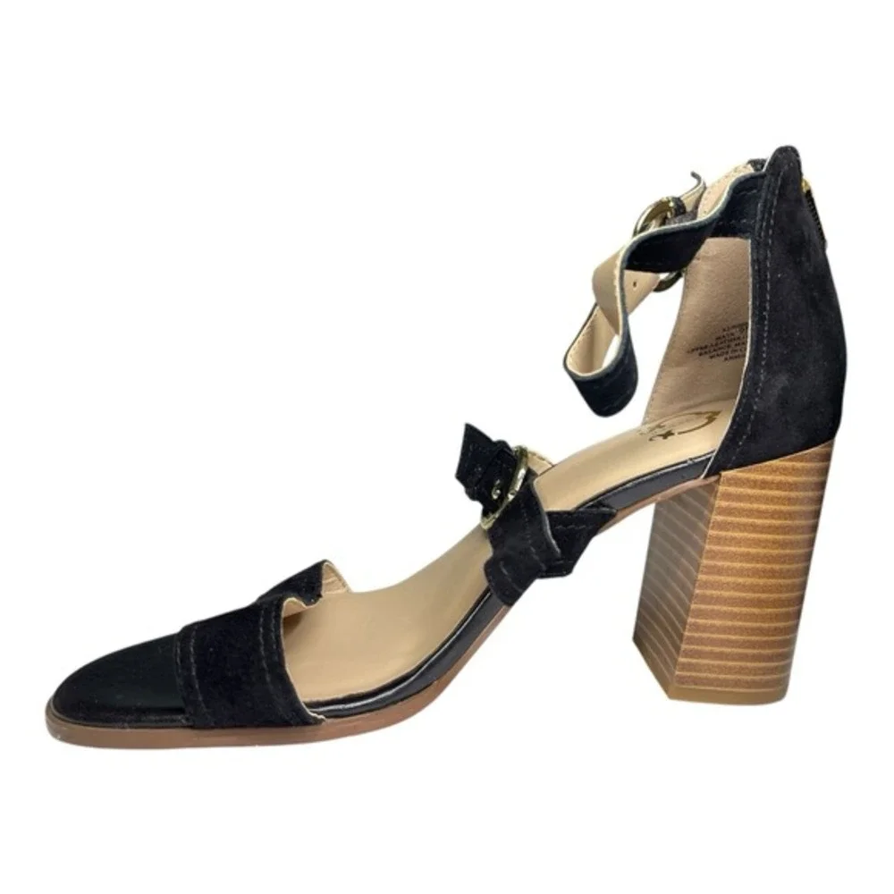 Wonder 9M Black Maya Block Heel Sandal Multi Strap Buckle‎ Gold Hardware Classic